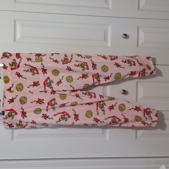 Grinch lounging pants - Picture 7 of 7